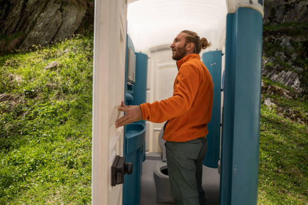 Portable Toilet Options We Offer in Four Oaks, NC
